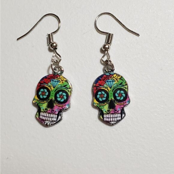 Handmade Halloween Day of the Dead Dia De Muertos skull earrings - Picture 1 of 2